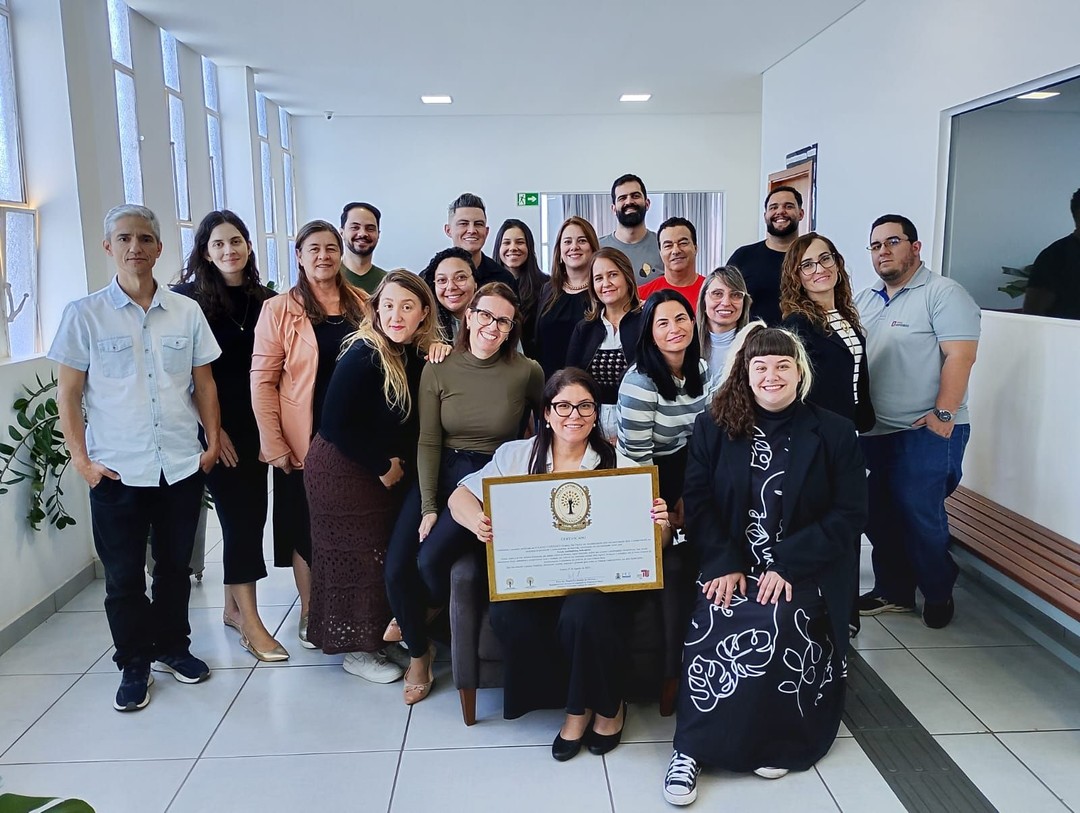 Primeira Escola Antibullying Soha...