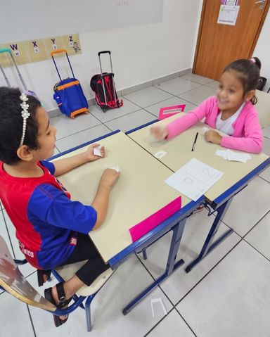 Matemática com Jogo de Cartas - 1º Ano A