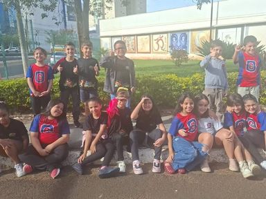 Teatro com a peça Cinderela